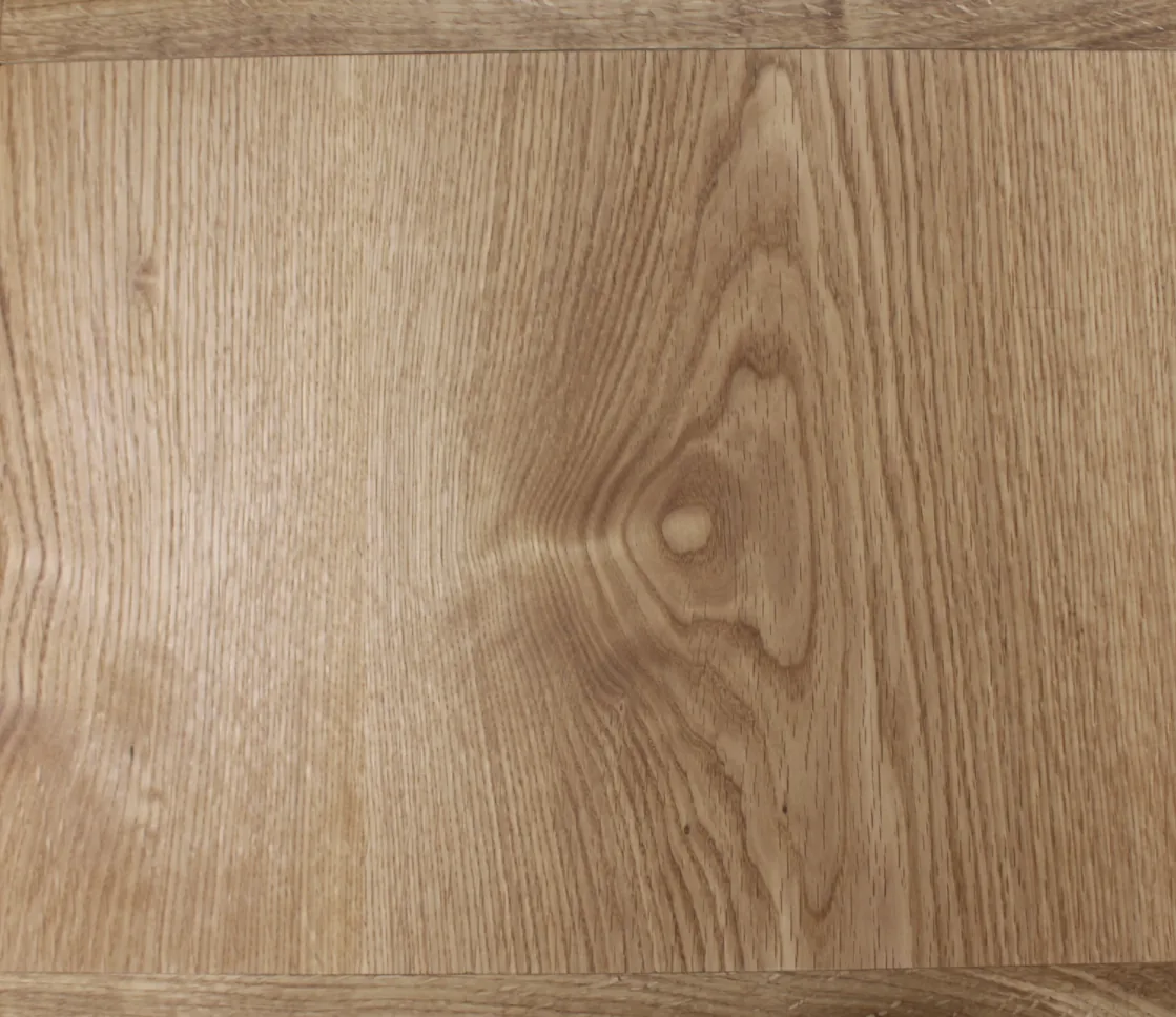 Andvari — oak top from above, grain pattern and a knot