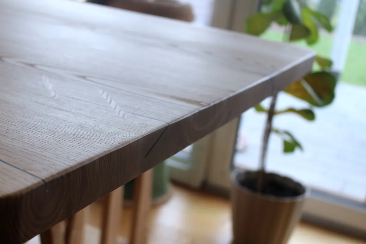 Trinity — chamfered top edge